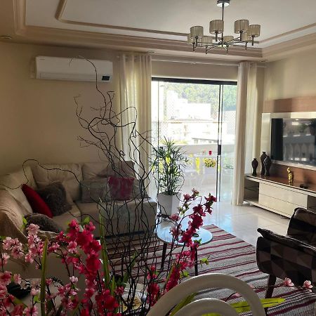 Apartamento De 3 Quartos Amplos Na Praia Pitangueiras, Гуаружа Екстериор снимка